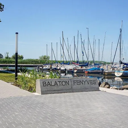 Nice In W 2 Bedrooms * Balatonfenyves