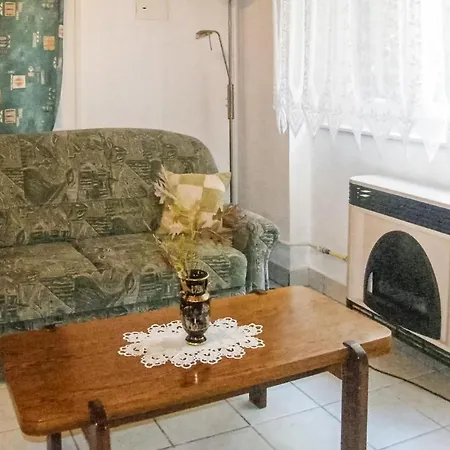 Nice In W 2 Bedrooms Ferienhaus